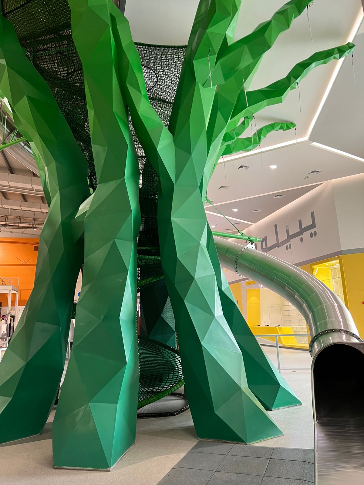Magic-tree-bahrain (21)
