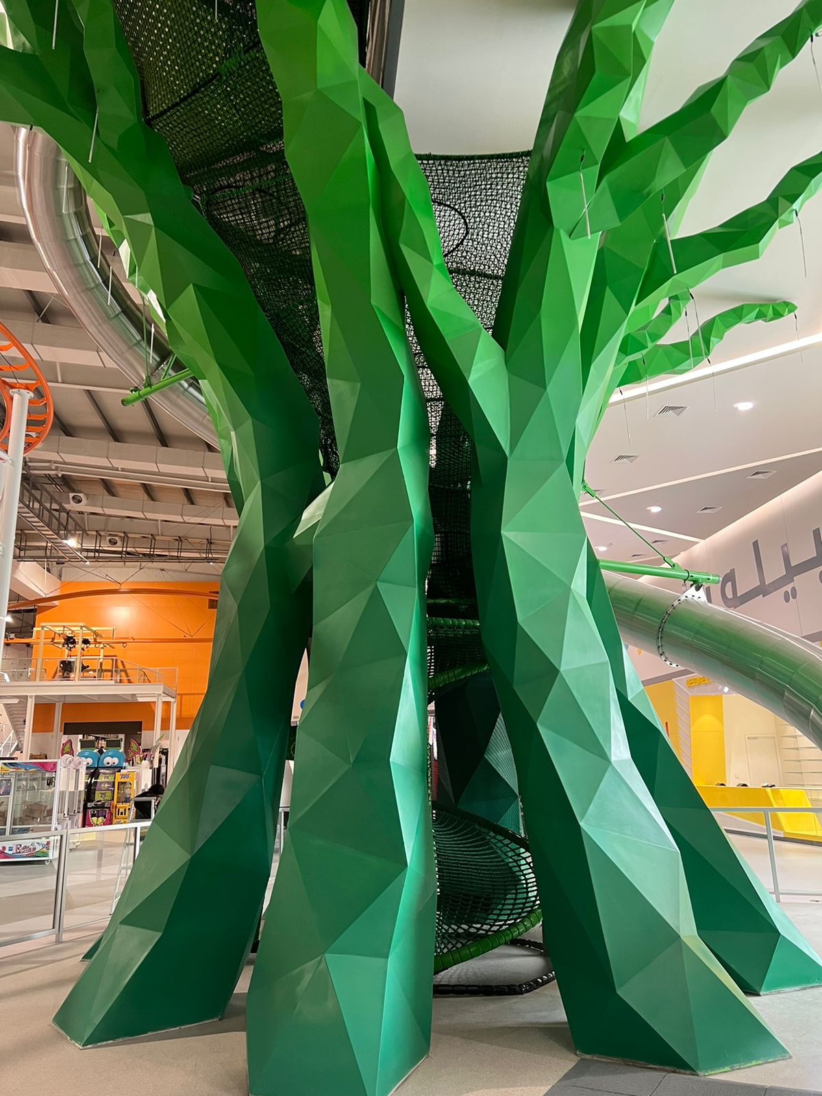 Magic-tree-bahrain (28)