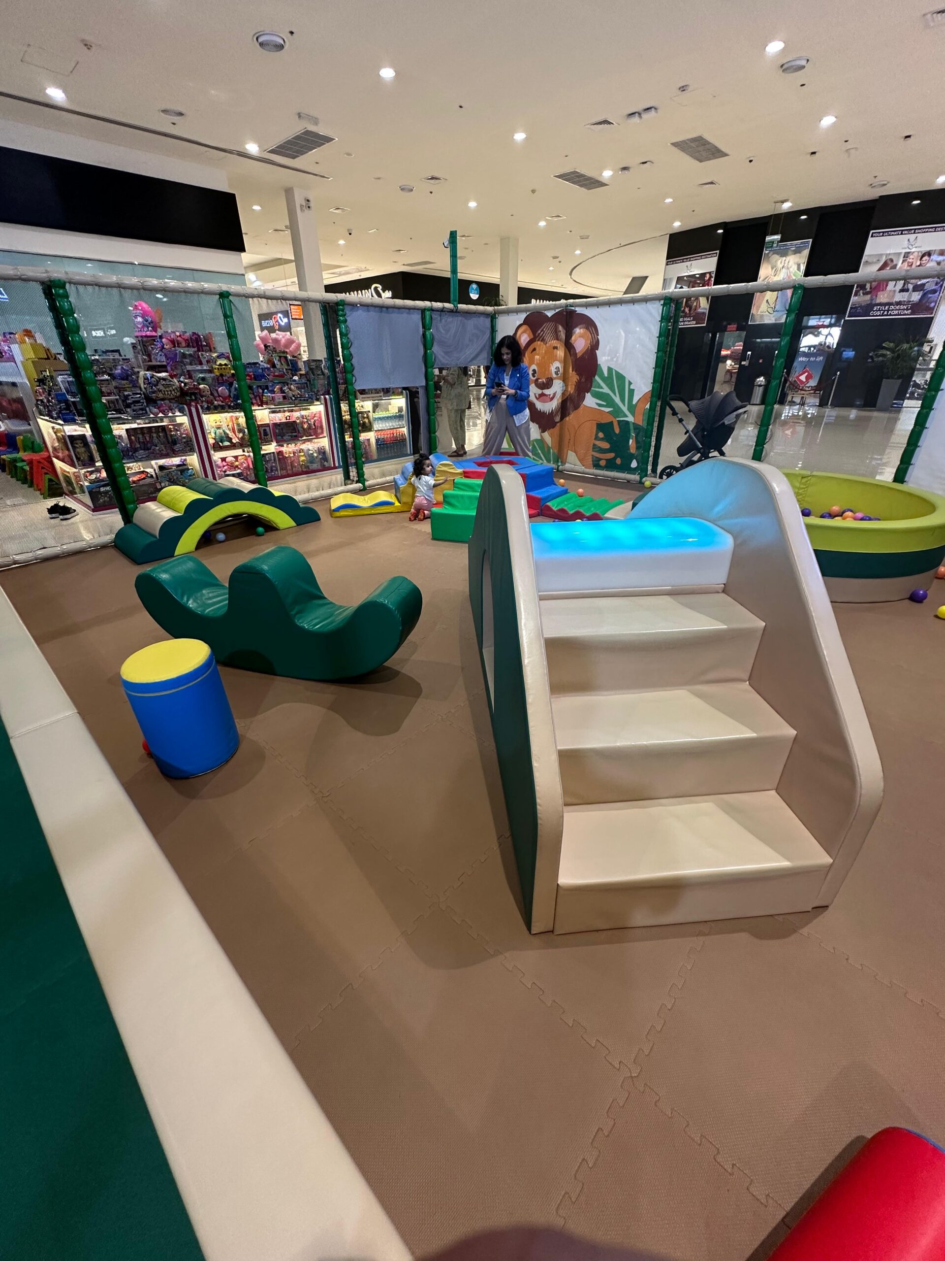 Robotika-Outlet Mall (6)
